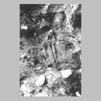 089-0055 Zwei Bestattungen auf einem alten Graeberfeld bei Sanditten. Ausgrabungen erfolgten 1932.jpg